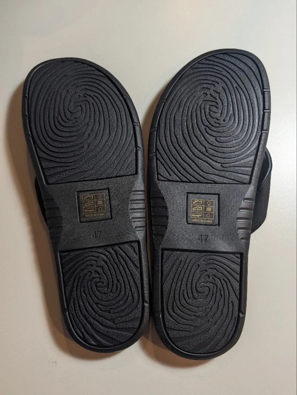 Kuali Men’s Size 47/13 Black Flip Flop Sandals - Casual Comfort NWT